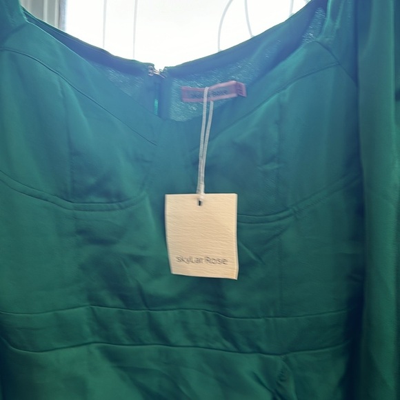 nwt Skylar Rose Green Satin Mini Dress Womens Size Medium - Picture 3 of 8